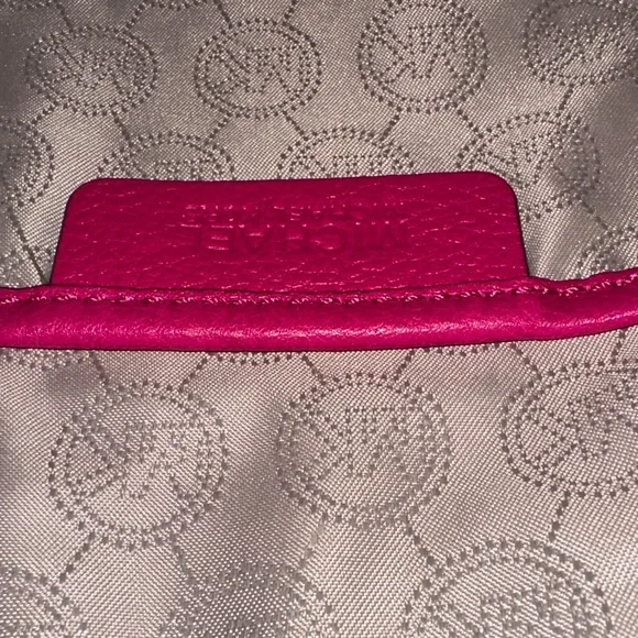 Michael Kors Pink Leather Shoulder Bag - Picture 8 of 10